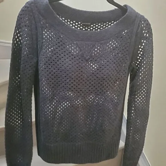 Club Monaco alpaca blend wool sweater (xs) - Picture 11 of 15